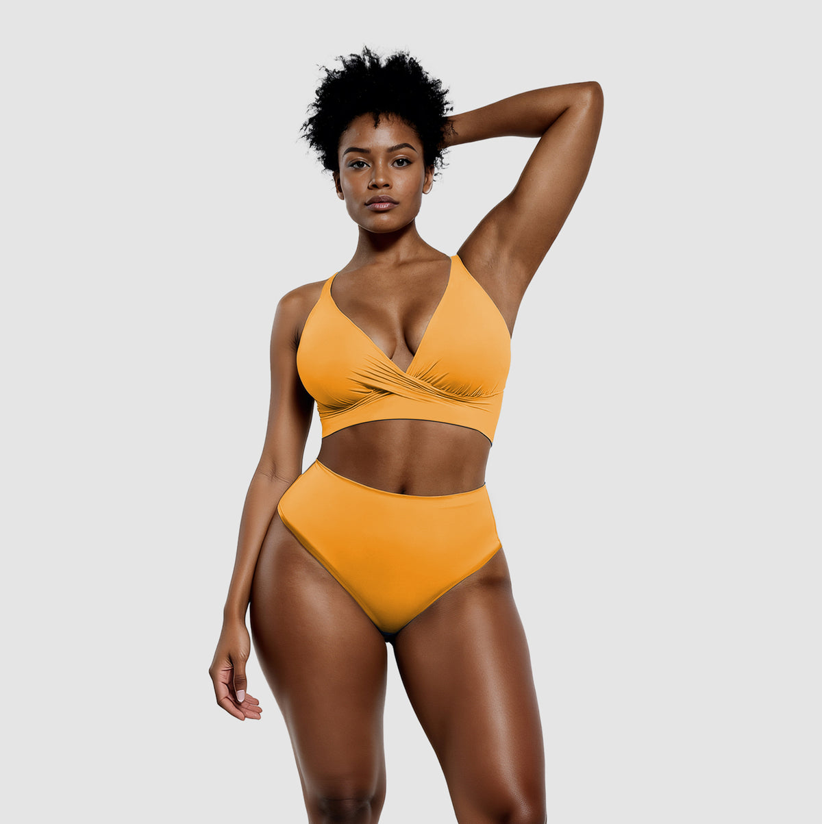 Bikini twist z majtkami modelującymi