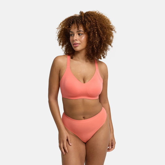 Bezszwowy biustonosz push-up Compact