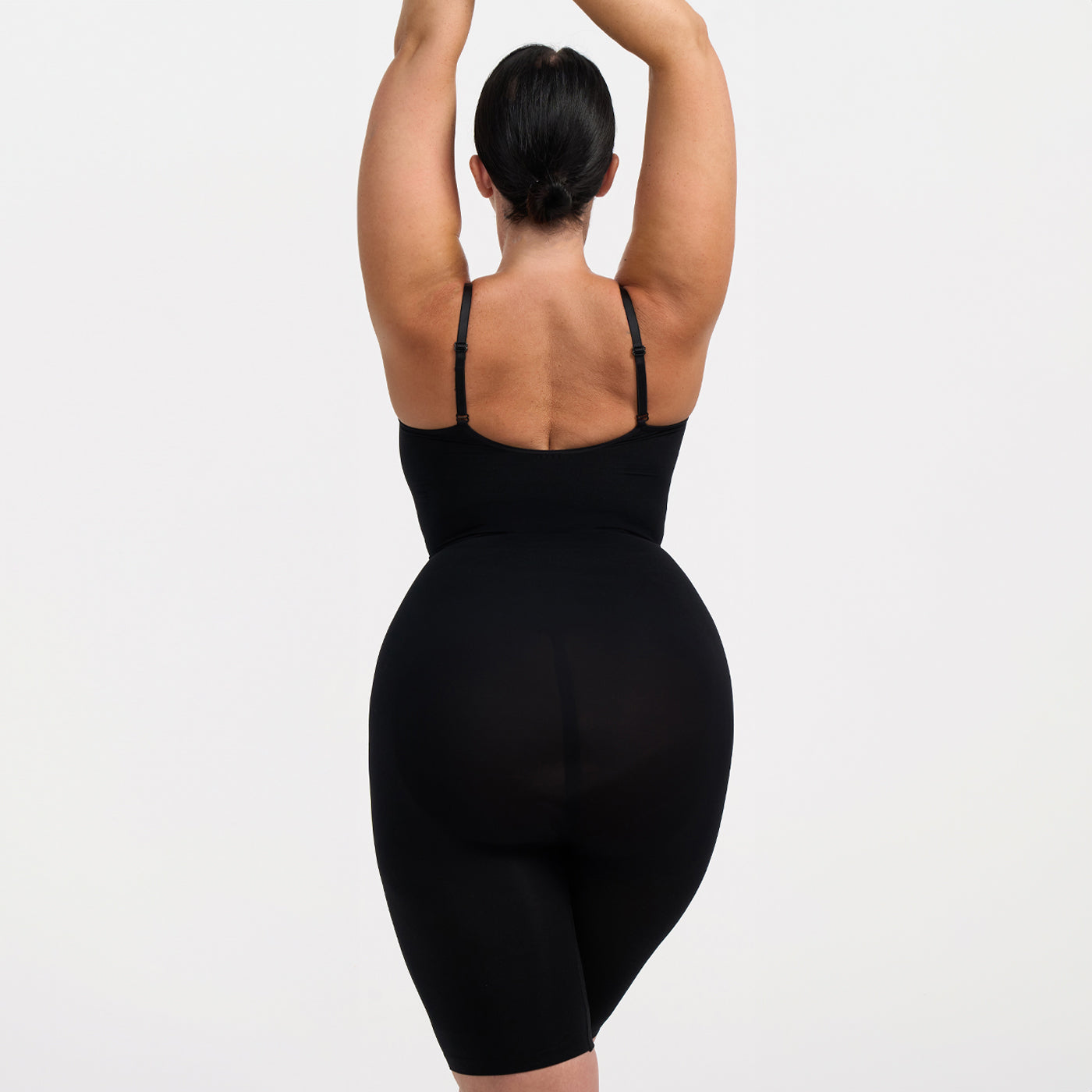 Body contenitivo modellante con shorts - Sostegno medio