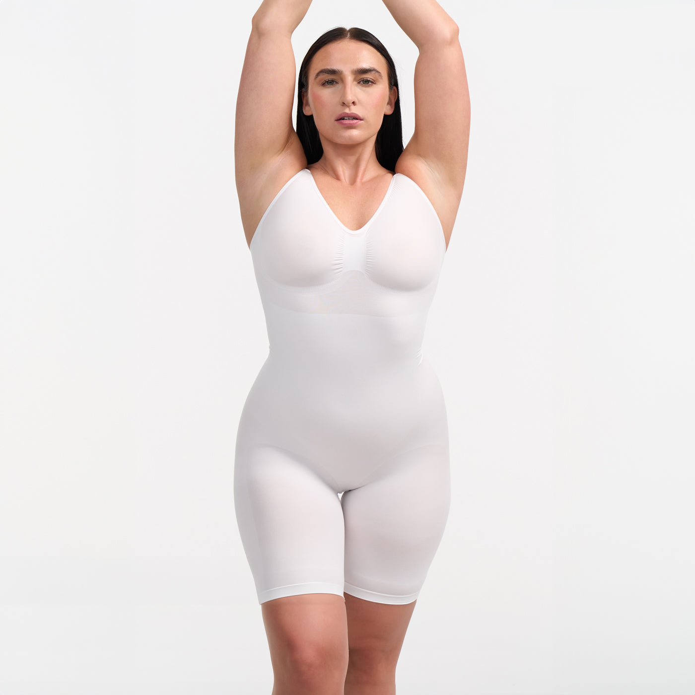 Body contenitivo modellante con shorts - Sostegno medio
