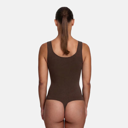 Das Model ist 1,78m groß und trägt Größe S