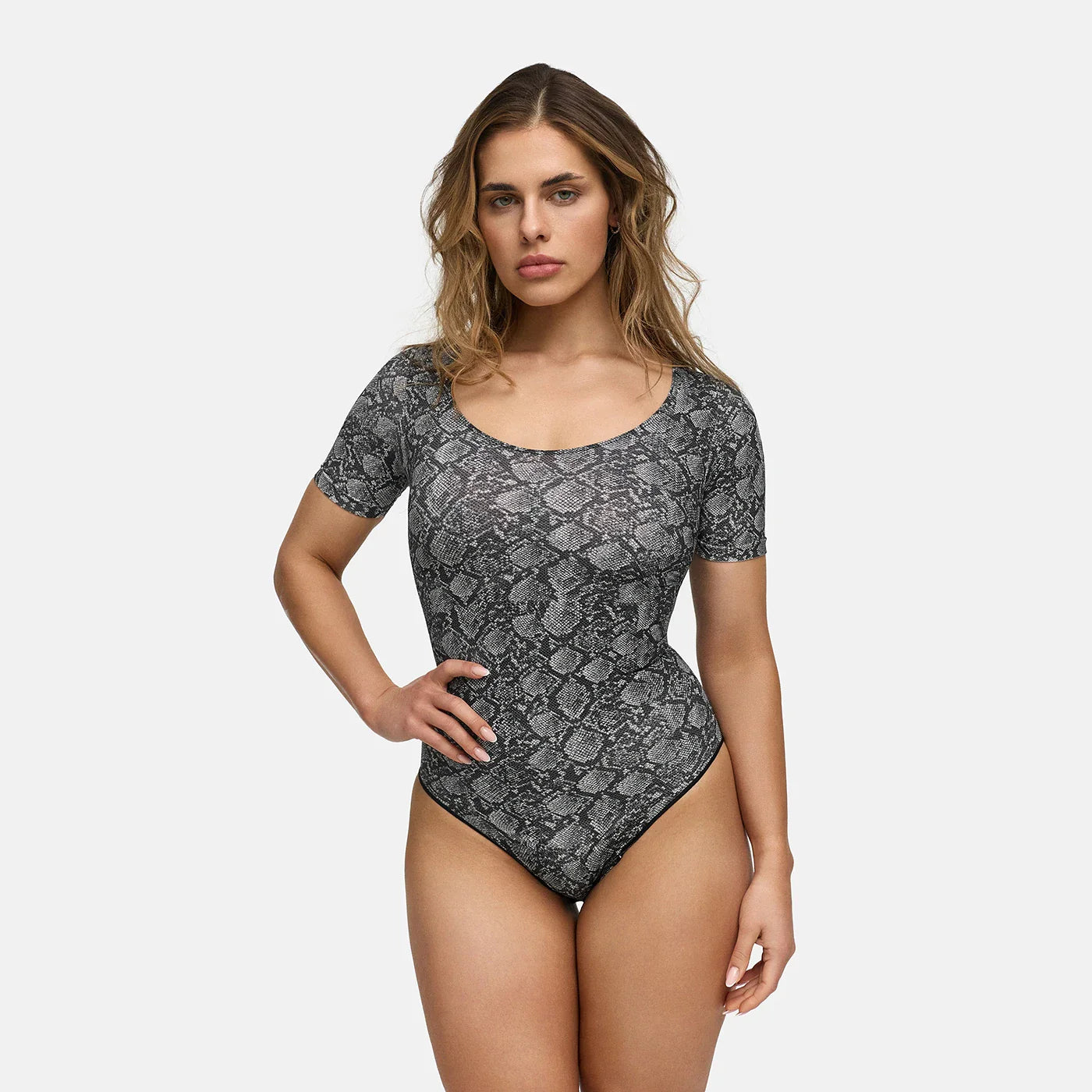 Body T-shirt modellante con slip