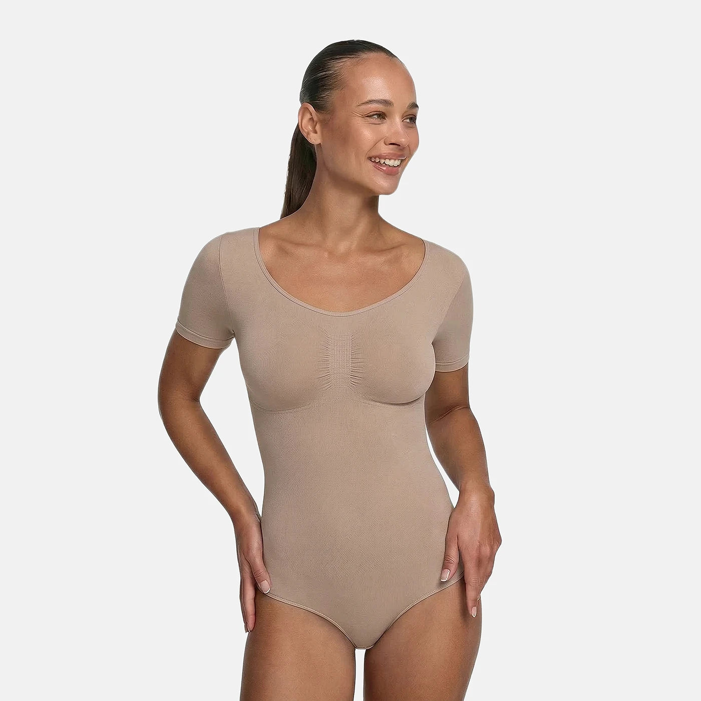 Das Model ist 1,78m groß und trägt Größe S