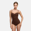 Body z wbudowanym efektem push-up i stringami