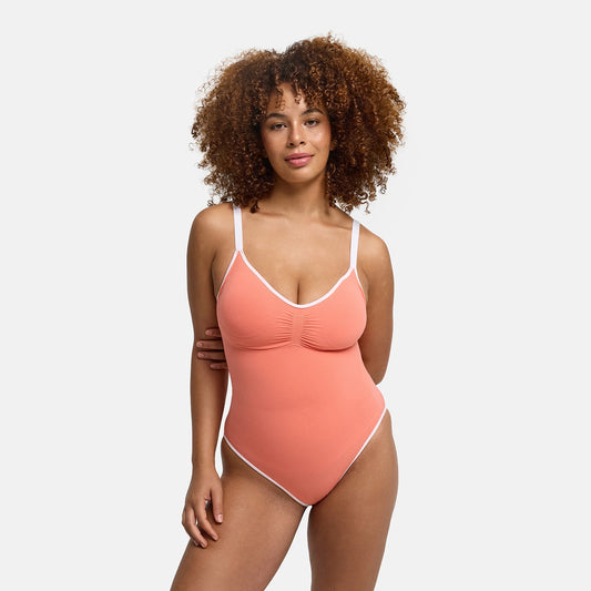 Wyszczuplające body modelujące Lined Bodysuit z wbudowanymi wkładkami i figami