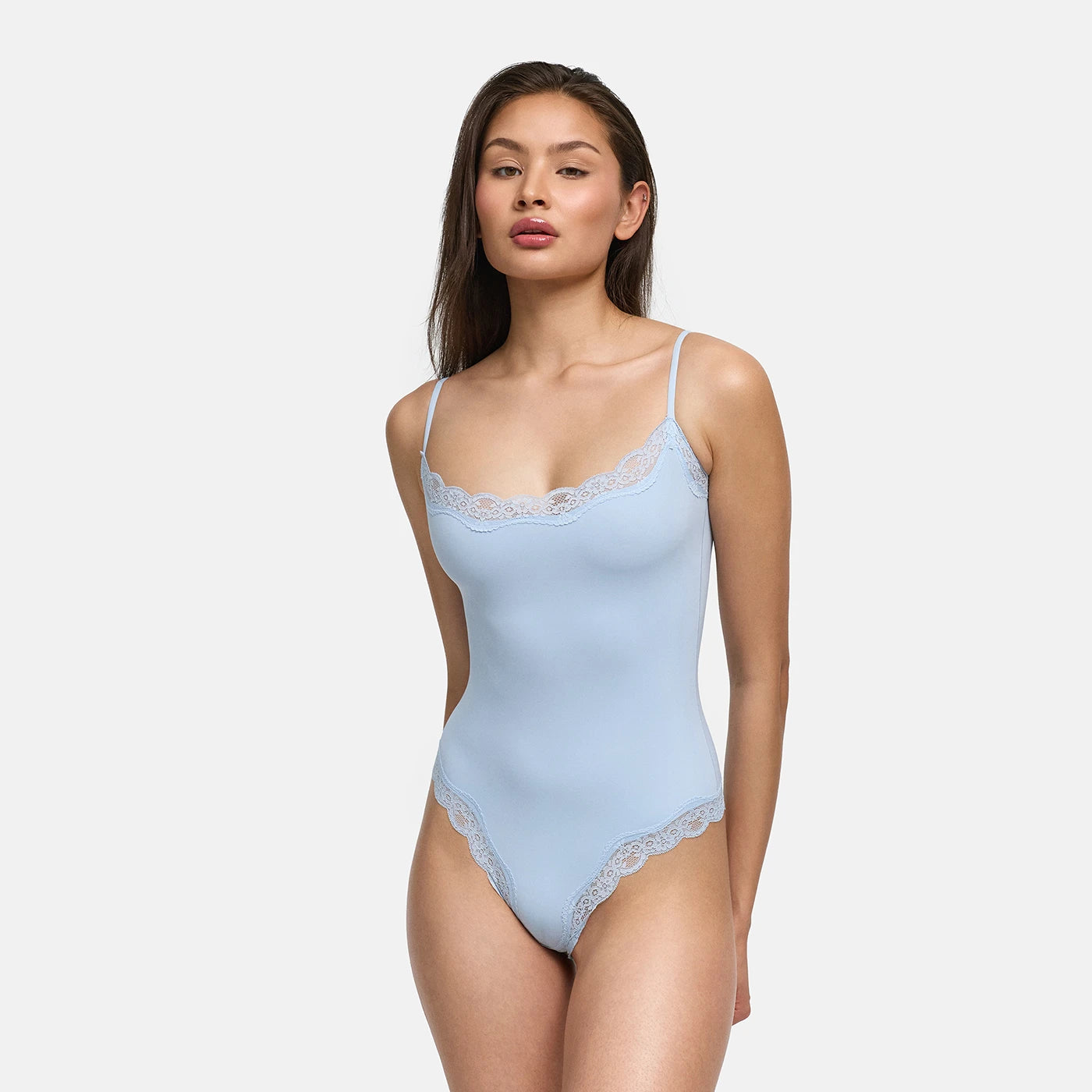 Bodysuit String mit Lace