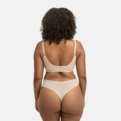 Das Model ist 1,78m groß und trägt Größe XL