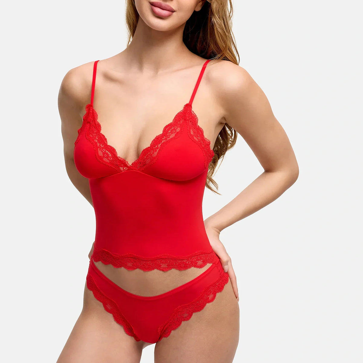 Top met diepe hals en kant